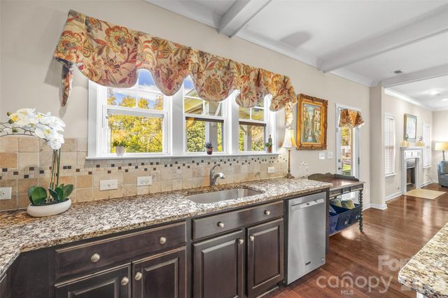 9006 Woodview Court, Fort Mill, SC 29707