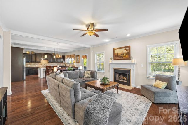 9006 Woodview Court, Fort Mill, SC 29707