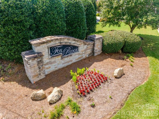 9006 Woodview Court, Fort Mill, SC 29707