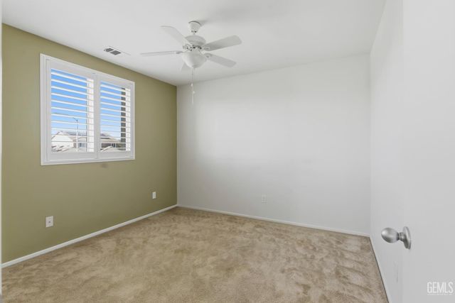 15717 La Strada Court, Bakersfield, CA 93314