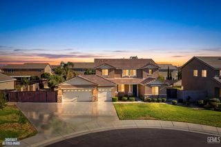 15717 La Strada Court, Bakersfield, CA 93314