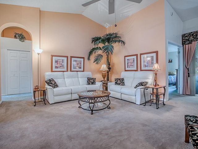 4552 PEACH TREE STREET, Leesburg, FL 34748