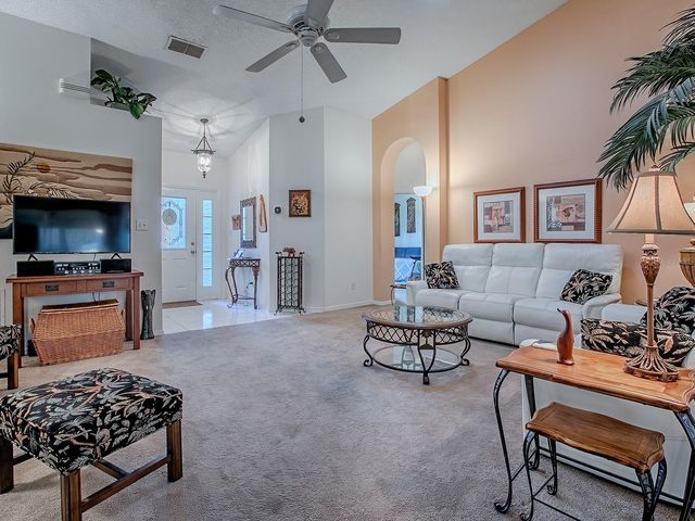 4552 PEACH TREE STREET, Leesburg, FL 34748