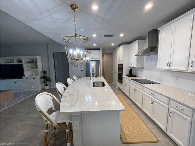 4676 Arboretum CIR # 101, Naples, FL 34112