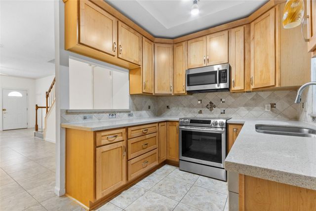 2930 Grants Lake Boulevard 2404, Sugar Land, TX 77479