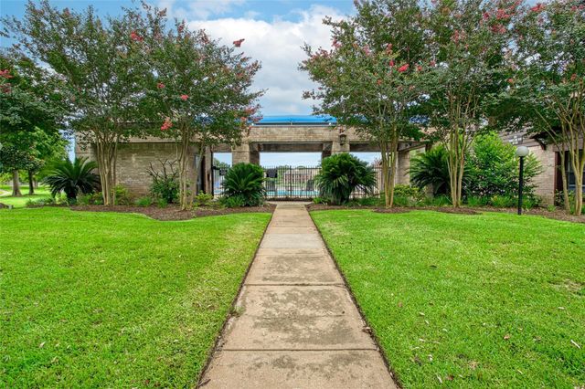 2930 Grants Lake Boulevard 2404, Sugar Land, TX 77479