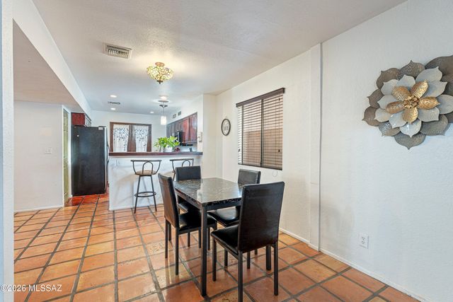 8973 N Twain Street, Tucson, AZ 85742