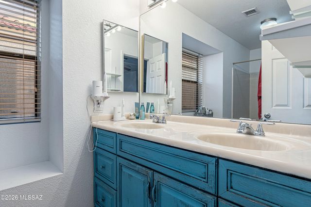 8973 N Twain Street, Tucson, AZ 85742