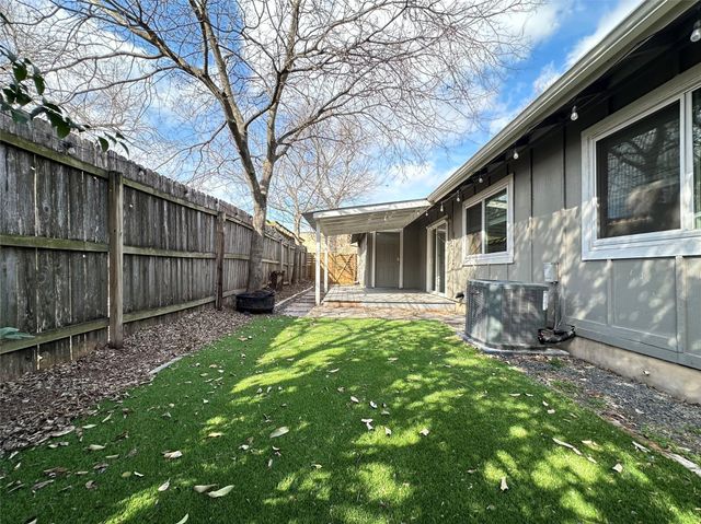 6713 West Gate BLVD A, Austin, TX 78745