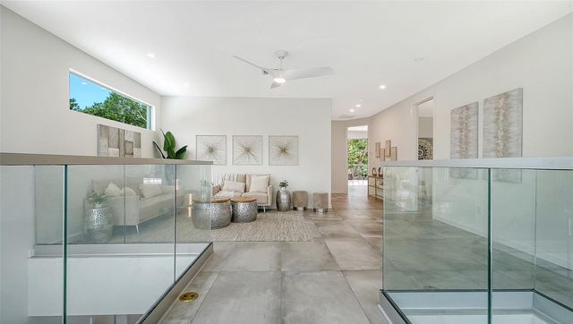 2050 EUCLID TERRACE, Sarasota, FL 34239