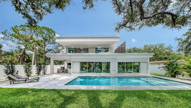 2050 EUCLID TERRACE, Sarasota, FL 34239
