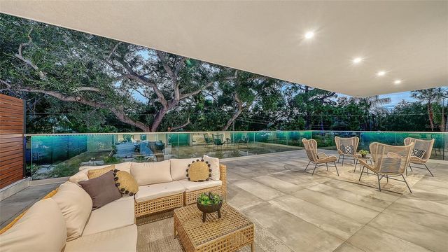 2050 EUCLID TERRACE, Sarasota, FL 34239