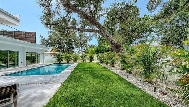 2050 EUCLID TERRACE, Sarasota, FL 34239