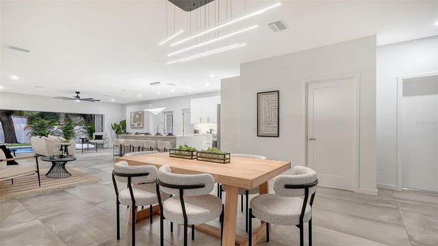 2050 EUCLID TERRACE, Sarasota, FL 34239