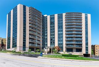 4545 Wornall Road 400, Kansas City, MO 64111
