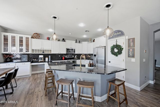 7238 N 88TH Lane, Glendale, AZ 85305