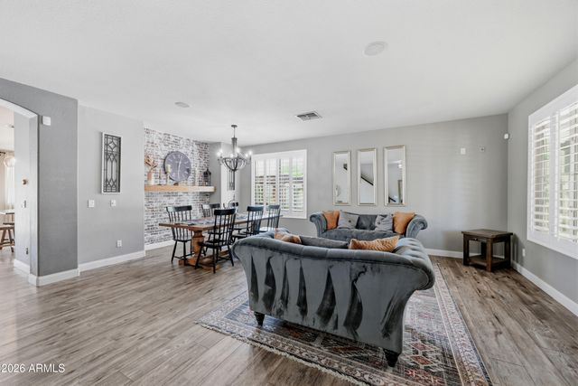 7238 N 88TH Lane, Glendale, AZ 85305