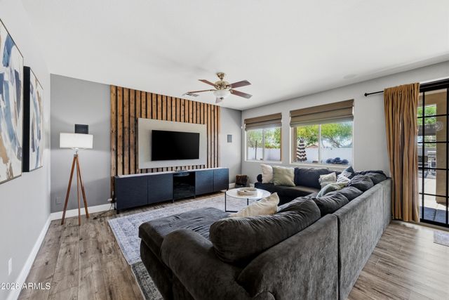 7238 N 88TH Lane, Glendale, AZ 85305