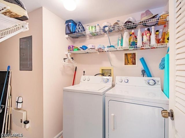 3675 Amberly CIR C207, Naples, FL 34112