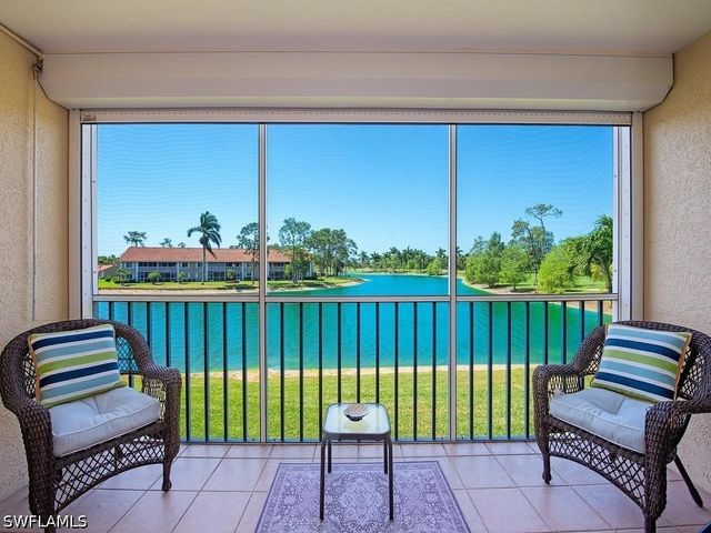 3675 Amberly CIR C207, Naples, FL 34112