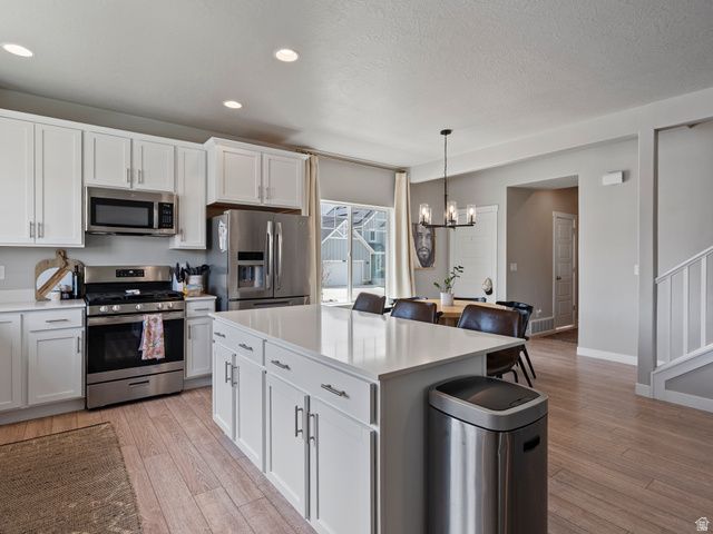 6733 N MT JEFFERSON, Eagle Mountain, UT 84005