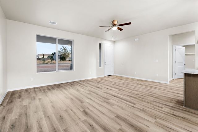 9615 N Stetson Drive, Kingman, AZ 86401