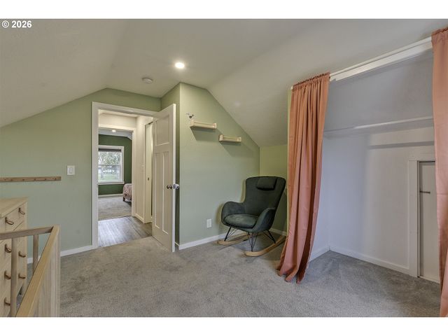 715 S 8TH Ave, Cornelius, OR 97113