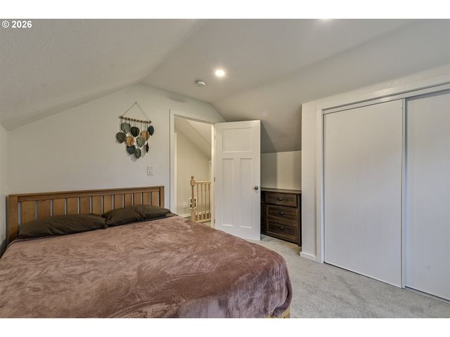 715 S 8TH Ave, Cornelius, OR 97113