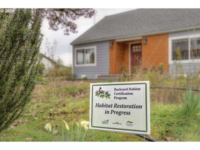 715 S 8TH Ave, Cornelius, OR 97113