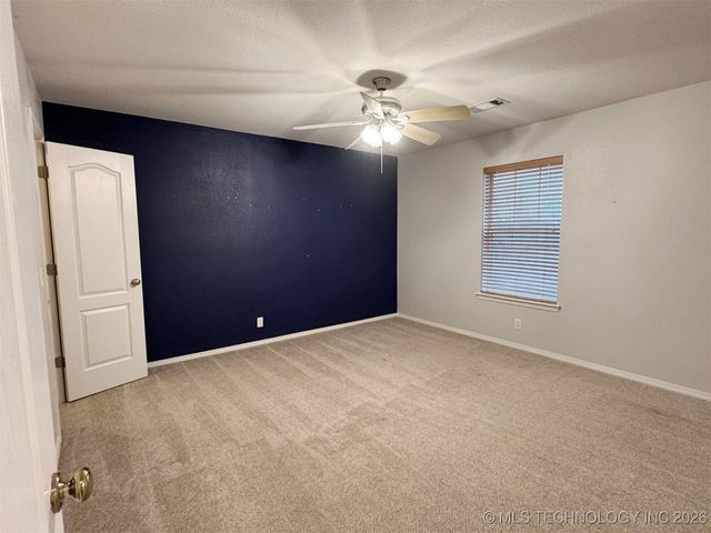 5908 W 43rd Street, Tulsa, OK 74107