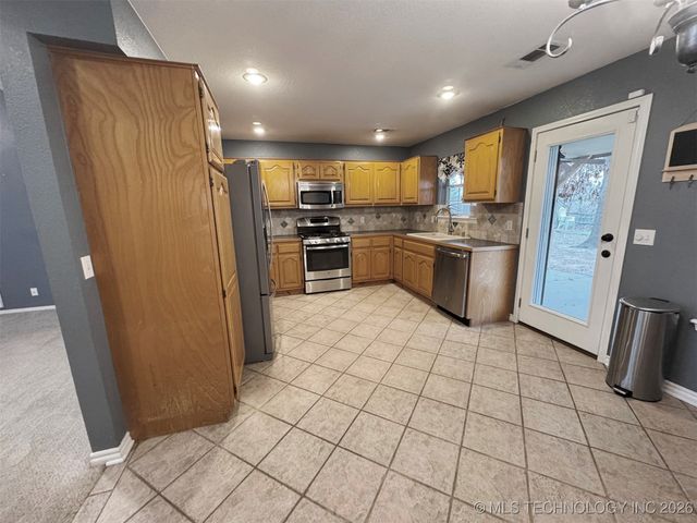 5908 W 43rd Street, Tulsa, OK 74107