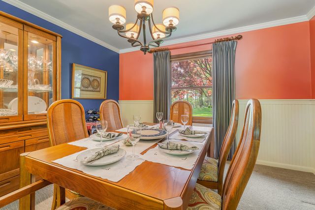 203 Mayfield Avenue, Valparaiso, IN 46383