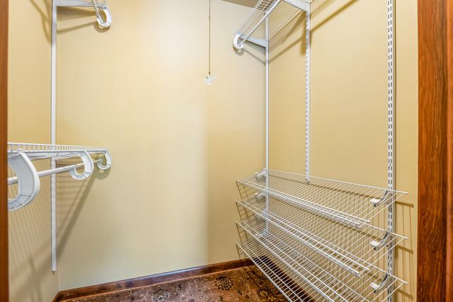 203 Mayfield Avenue, Valparaiso, IN 46383