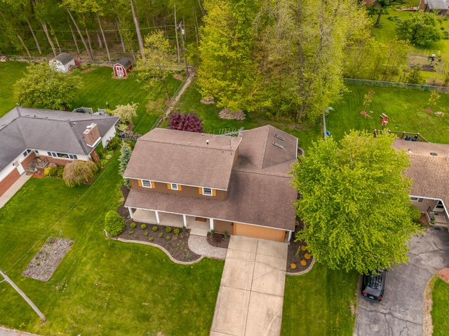 203 Mayfield Avenue, Valparaiso, IN 46383