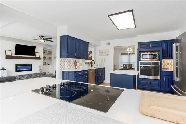 17850 W 182nd Street, Olathe, KS 66062