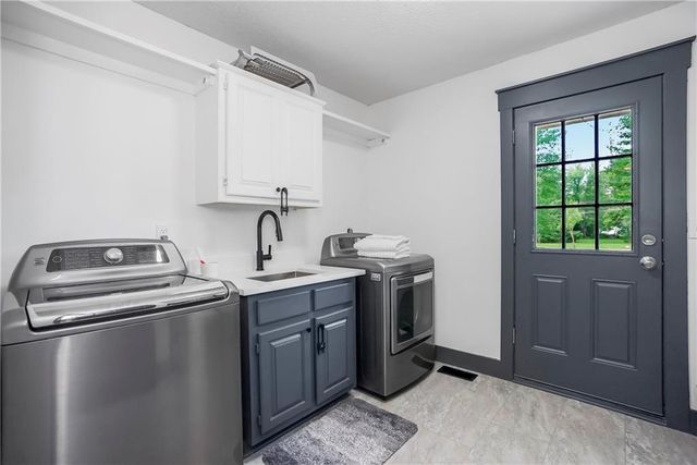 17850 W 182nd Street, Olathe, KS 66062