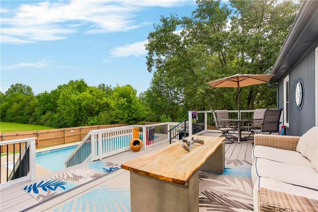 17850 W 182nd Street, Olathe, KS 66062