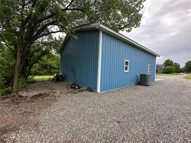 17850 W 182nd Street, Olathe, KS 66062