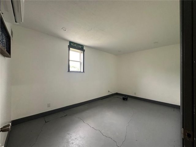 17850 W 182nd Street, Olathe, KS 66062
