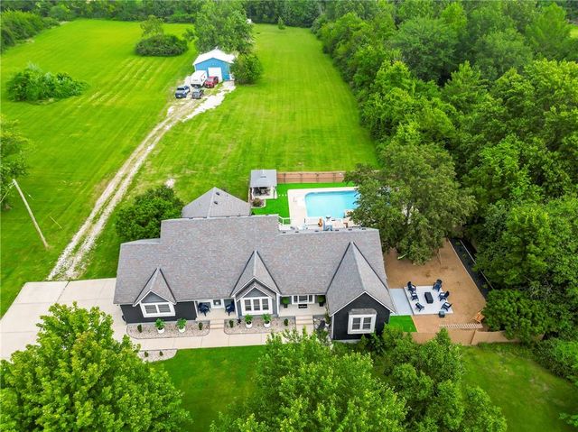 17850 W 182nd Street, Olathe, KS 66062