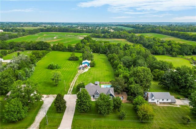 17850 W 182nd Street, Olathe, KS 66062