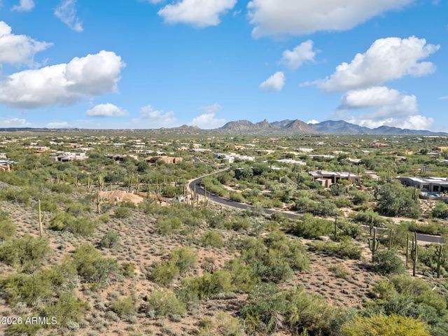 8300 E DIXILETA Drive 267, Scottsdale, AZ 85266