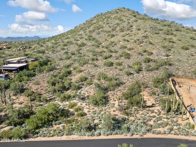 8300 E DIXILETA Drive 267, Scottsdale, AZ 85266