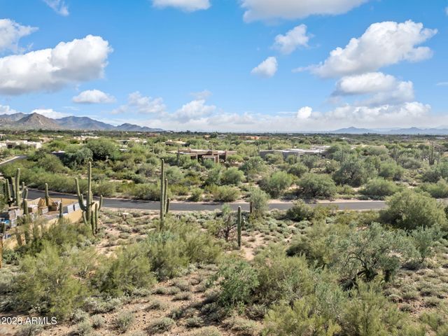 8300 E DIXILETA Drive 267, Scottsdale, AZ 85266