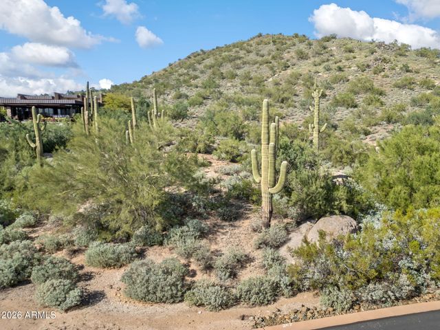 8300 E DIXILETA Drive 267, Scottsdale, AZ 85266