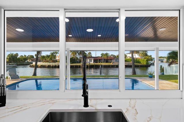 751 SE 7th Avenue, Pompano Beach, FL 33060