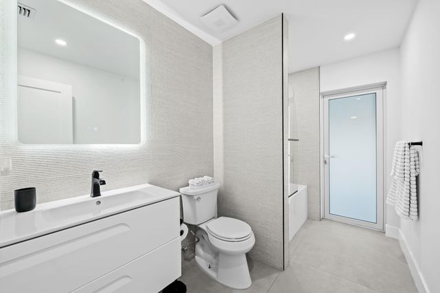 751 SE 7th Avenue, Pompano Beach, FL 33060