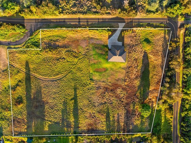 909 Copp Rd, Kula, HI 96790