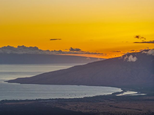 909 Copp Rd, Kula, HI 96790