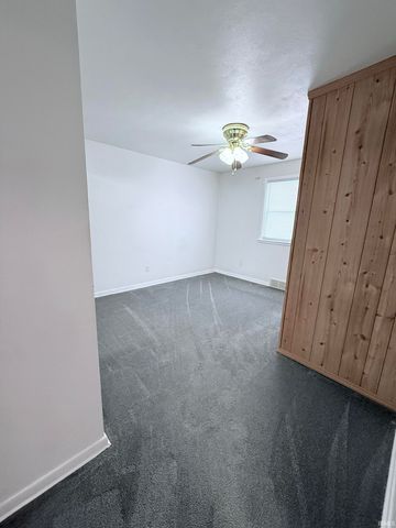 612 W Cromer Avenue, Muncie, IN 47303